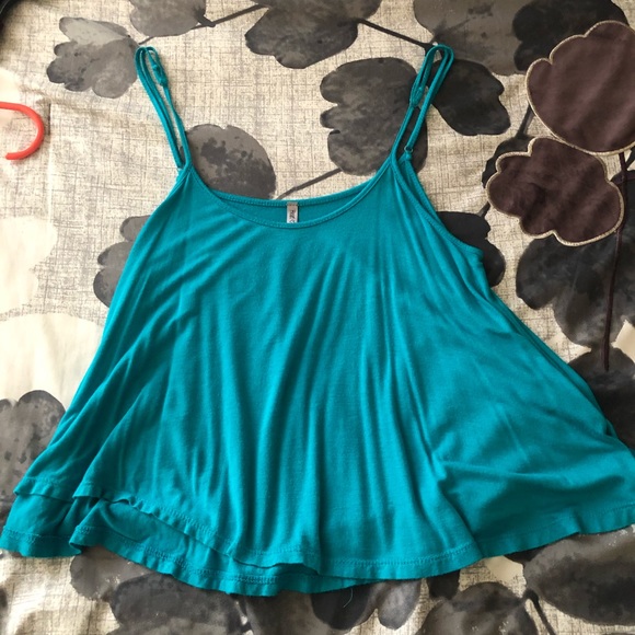 Girl’s Top - Picture 1 of 3